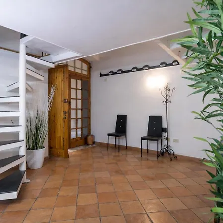 Via Dei Cestari Loft
