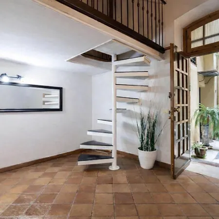 Via Dei Cestari Loft *