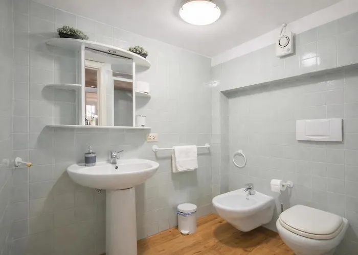 Via Dei Cestari Loft *