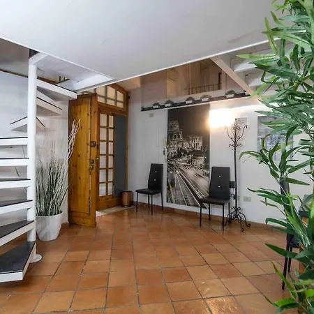 Via Dei Cestari Loft *